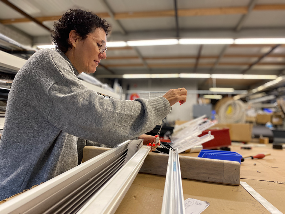 Luxaflex Duette plissé reparatie koorden en rem vervangen